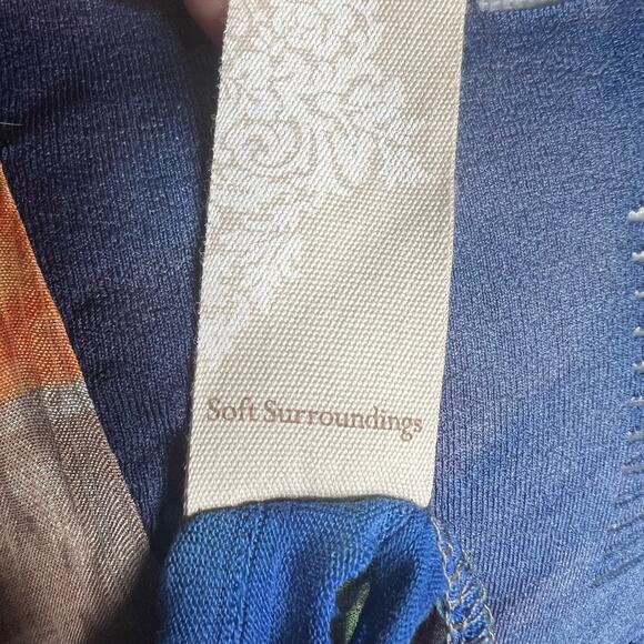 Soft Surroundings Size Small Asymmetric Floral Art to Wear Open Shawl Cardigan - Picture 8 of 10